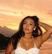 Island Babe - puta in Bali Photo 1 of 17