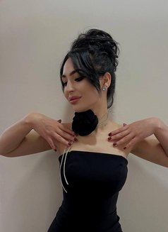 Isma - escort in Dubai Photo 2 of 15