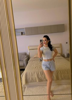 Isma - escort in Dubai Photo 9 of 15