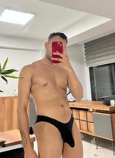 Night King - Acompañantes masculino in Dhaka Photo 4 of 16