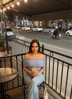 Israa - escort in Dubai Photo 3 of 8