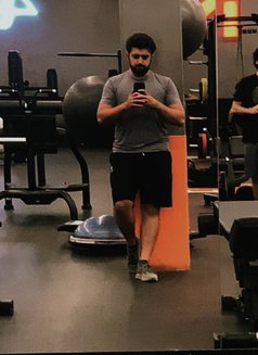 Adam top - Male escort in Riyadh Photo 1 of 4