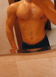 Issa Murad - Male escort in Amman Photo 1 of 3