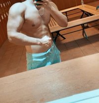Issa Murad - Male escort in Amman