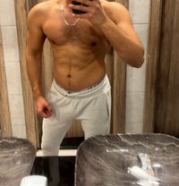 Issa Murad - Male escort in Amman
