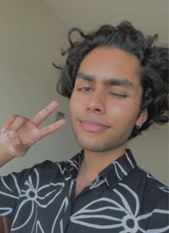 Issac - Male escort in Dubai Photo 5 of 6