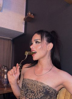 istanbuleskort.co - Transsexual escort in İstanbul Photo 7 of 8