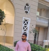 Its Backbencher - Acompañantes masculino in New Delhi