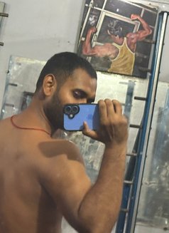 It's backbencher - Acompañantes masculino in New Delhi Photo 9 of 9