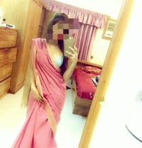 cash pay for meet & paid for cam - escort in Hyderabad Photo 3 of 3