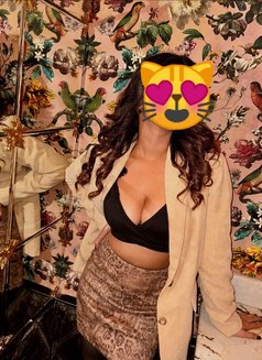It's Me Bhumika❣️cam Session & Real Meet - escort in New Delhi Photo 13 of 16