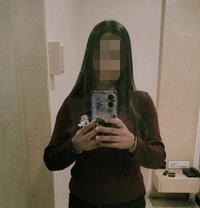 its Me Model independent Meet Cam🤍 - puta in Mumbai Photo 1 of 3