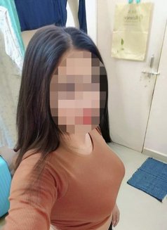 it's Me Model independent Meet Cam🤍 - escort in Hyderabad Photo 2 of 3