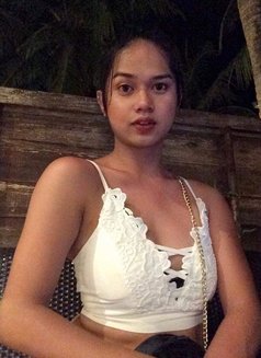 Girlfriend Experience Zebby - Transsexual escort in Manila Photo 10 of 30