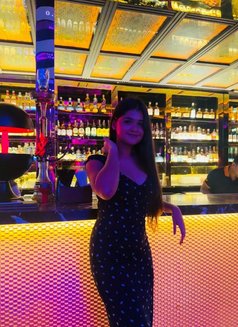 ꧁🧿It's Neha 🦋 Cam Show & Meet꧂ - puta in Noida Photo 4 of 9
