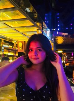 ꧁🧿It's Neha 🦋 Cam Show & Meet꧂ - puta in Kolkata Photo 3 of 4