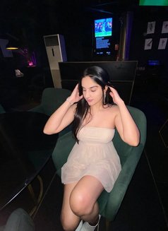 ꧁🧿It's Neha 🦋 Cam Show & Meet꧂ - escort in Kuwait Photo 1 of 4