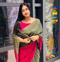 Its Sweta Dhantoli Itwari Dighori - puta in Nagpur