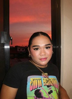 It’s Your Halley Big Cock ( Versatile ) - Transsexual escort in Manila Photo 4 of 6