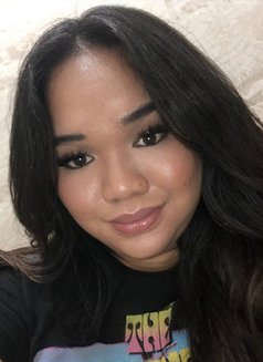 It’s Your Halley Big Cock ( Versatile ) - Transsexual escort in Manila Photo 6 of 6