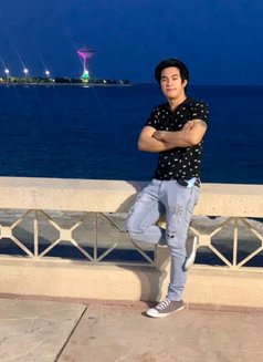 It Simply Su - Male escort in Riyadh Photo 1 of 3