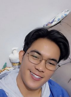 It Simply Su - Male escort in Riyadh Photo 3 of 4