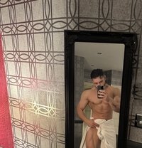 Italiandesirexxx - Acompañantes masculino in London