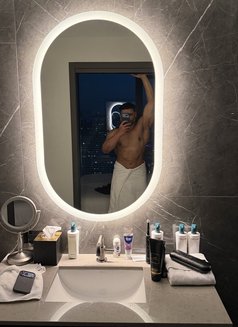 Italiandesirexxx-Your pornstar next door - Male escort in London Photo 14 of 15