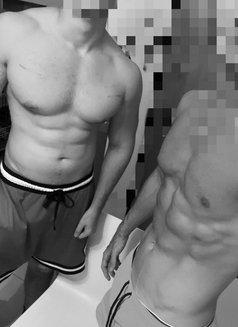 Italiandreamboys - Male escort in Dubai Photo 5 of 9