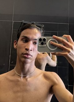 Italo 🇧🇷 Hot - Male escort in Al Manama Photo 6 of 6