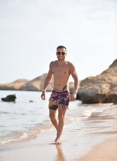 Italyboy - Male companion in Dubai Photo 5 of 9