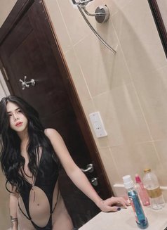 Itimka - Transsexual escort in Riyadh Photo 7 of 8