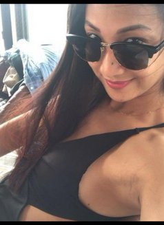 Its Cold and I Feel So Hot! - escort in Macao Photo 7 of 9