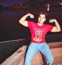 Its Dev - Acompañantes masculino in New Delhi