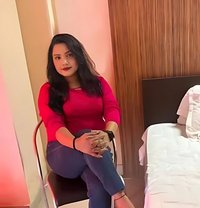Escort Sapna Call Girls in Chandigarh - Agencia de putas in Chandigarh Photo 1 of 2