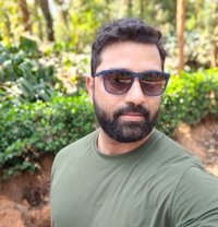 Its Me Shadu - Male escort in New Delhi