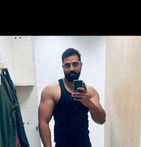 Its Me Shadu - Male escort in New Delhi