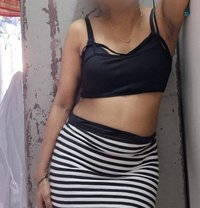 Its me Vritika (TV Actress) - escort in Kochi