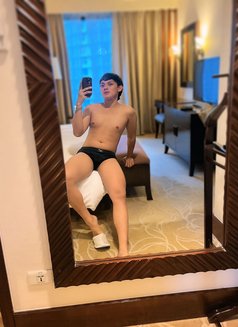 Its Urkng hardcore - Male escort in Manila Photo 7 of 7