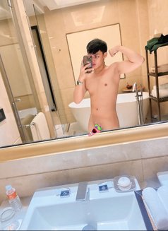 Its Urkng hardcore - Male escort in Manila Photo 6 of 7