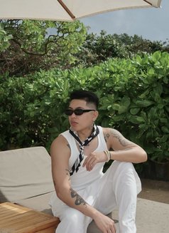 Its Your Boy Jm - Male escort in Singapore Photo 3 of 8
