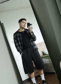 Its Your Boy Jm - Male escort in Manila Photo 7 of 7