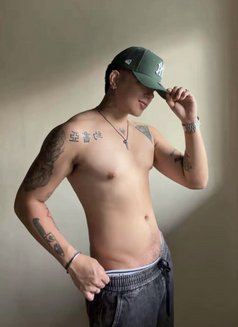 Its Your Boy Jm - Male escort in Manila Photo 3 of 9
