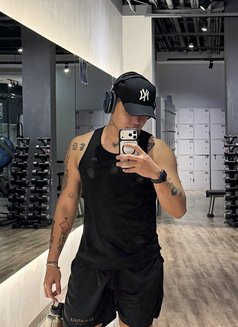 Its Your Boy Jm - Male escort in Manila Photo 6 of 9