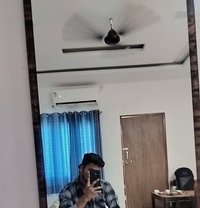 Itsankus - Acompañantes masculino in Ahmedabad