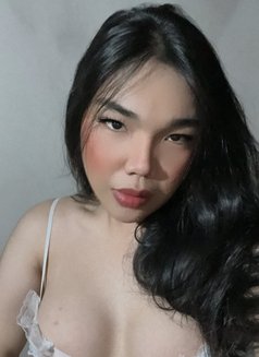 Itsme Max - Acompañantes transexual in Singapore Photo 4 of 8