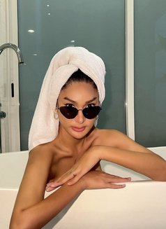 Carmelaaaaa - escort in Singapore Photo 6 of 6