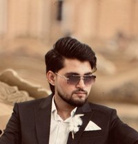 Itx Me Fadii - Male adult performer in Lahore