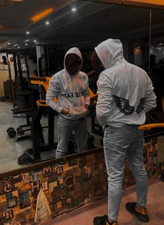 Itx Me Fadii - Male adult performer in Lahore Photo 3 of 5