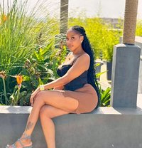 Itz Sasha - puta in Nairobi